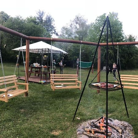 Pokoje Cztery Pory Roku Миколайки Экстерьер фото